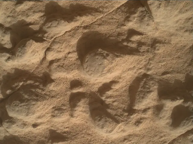 Sol 4456: Mars Hand Lens Imager (MAHLI)