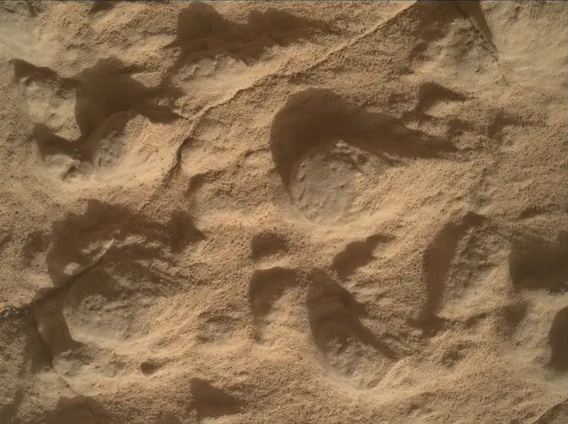 Sol 4456: Mars Hand Lens Imager (MAHLI)