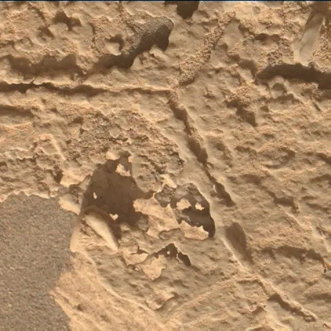 Sol 4461: Mars Hand Lens Imager (MAHLI)
