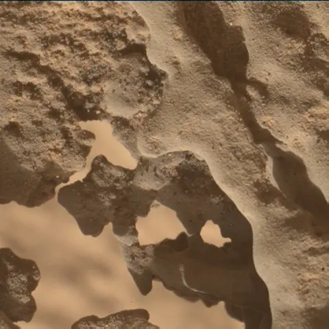 Sol 4461: Mars Hand Lens Imager (MAHLI)