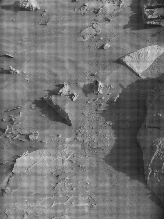 Sol 4462: Mast Camera (Mastcam)