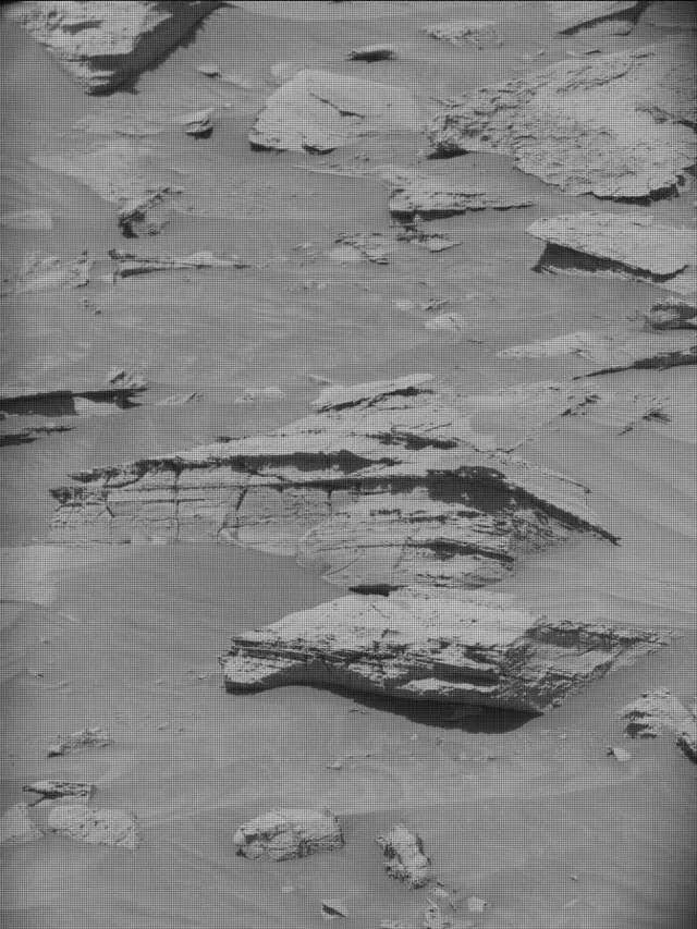 Sol 4464: Mast Camera (Mastcam)