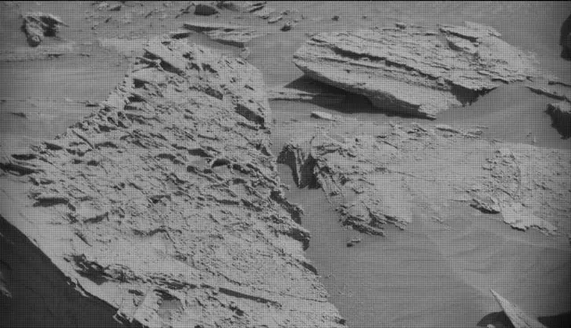 Sol 4464: Mast Camera (Mastcam)