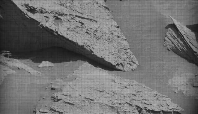 Sol 4464: Mast Camera (Mastcam)