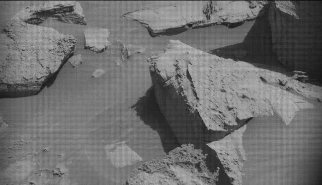 Sol 4464: Mast Camera (Mastcam)