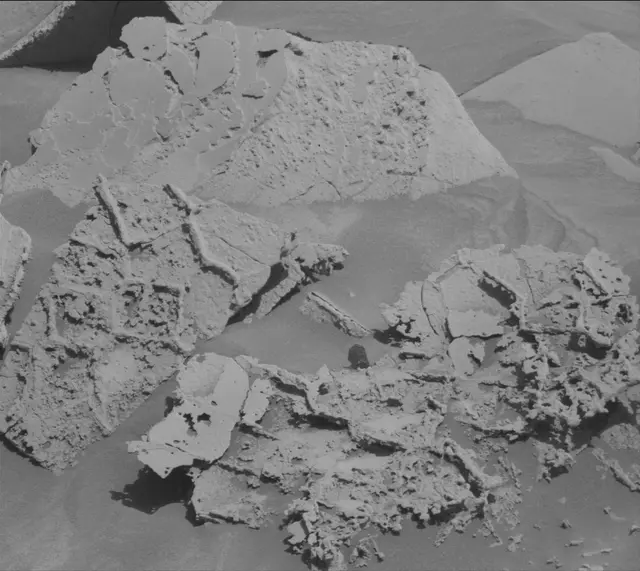 Sol 4464: Mast Camera (Mastcam)