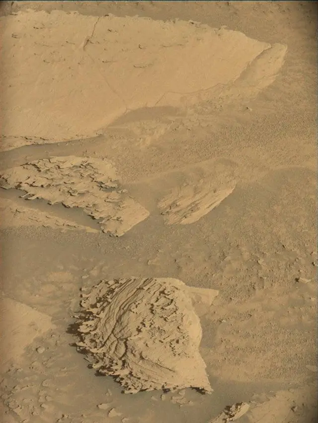 Sol 4466: Mast Camera (Mastcam)