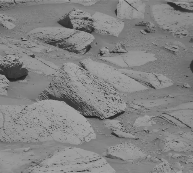 Sol 4466: Mast Camera (Mastcam)