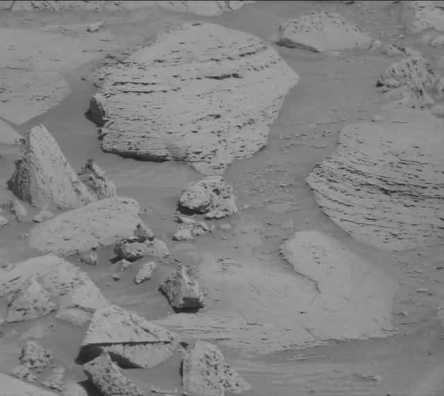 Sol 4466: Mast Camera (Mastcam)