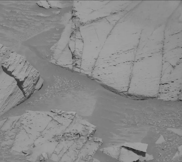 Sol 4466: Mast Camera (Mastcam)