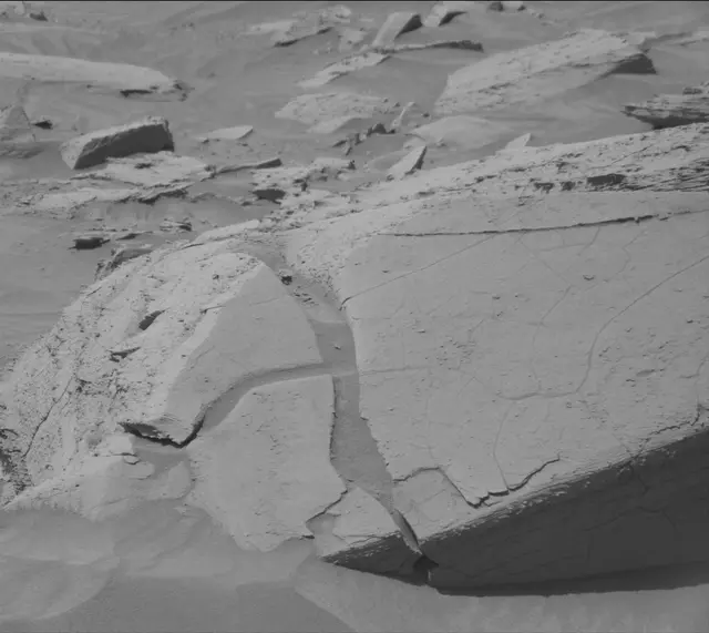 Sol 4466: Mast Camera (Mastcam)