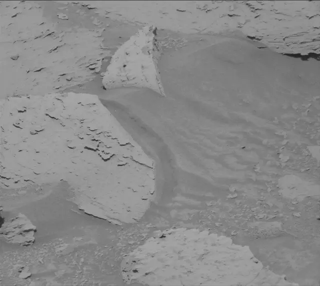 Sol 4469: Mast Camera (Mastcam)
