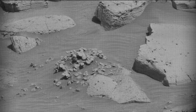 Sol 4473: Mast Camera (Mastcam)