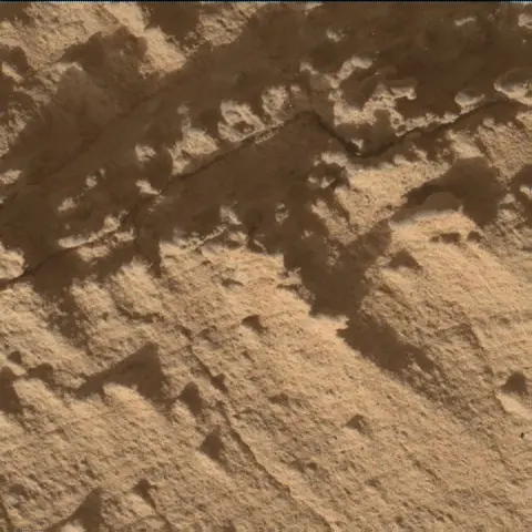 Sol 4477: Mars Hand Lens Imager (MAHLI)