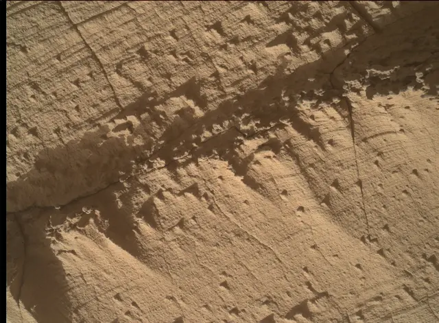 Sol 4477: Mars Hand Lens Imager (MAHLI)