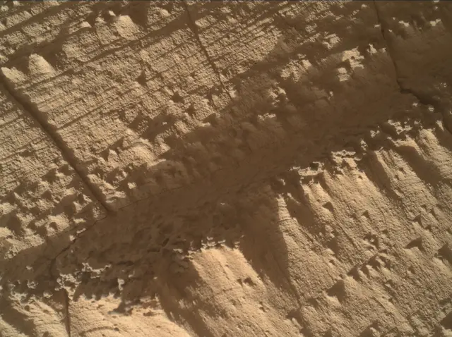 Sol 4477: Mars Hand Lens Imager (MAHLI)