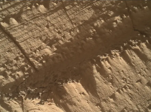 Sol 4477: Mars Hand Lens Imager (MAHLI)