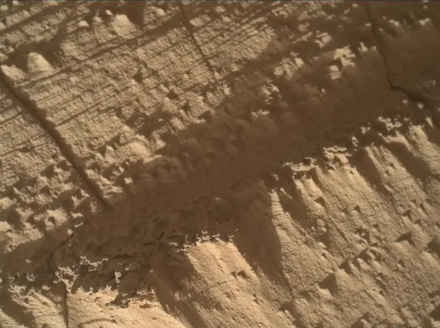 Sol 4477: Mars Hand Lens Imager (MAHLI)