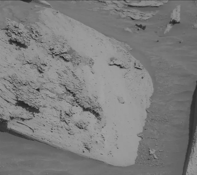 Sol 4479: Mast Camera (Mastcam)