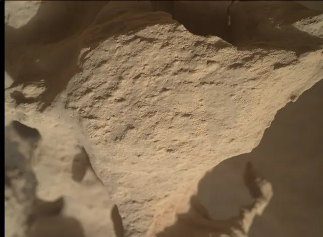 Sol 4479: Mars Hand Lens Imager (MAHLI)