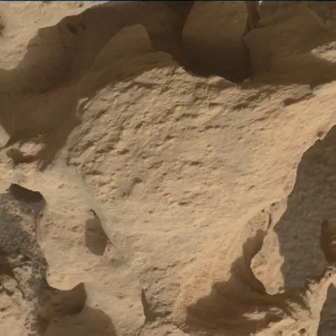 Sol 4479: Mars Hand Lens Imager (MAHLI)