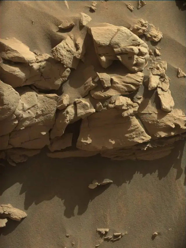 Sol 4480: Mast Camera (Mastcam)