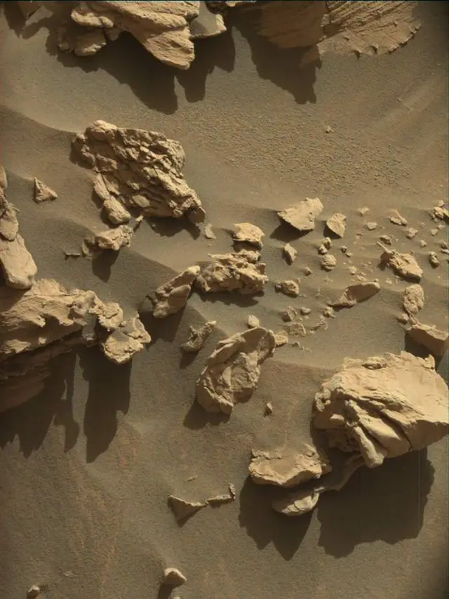 Sol 4480: Mast Camera (Mastcam)
