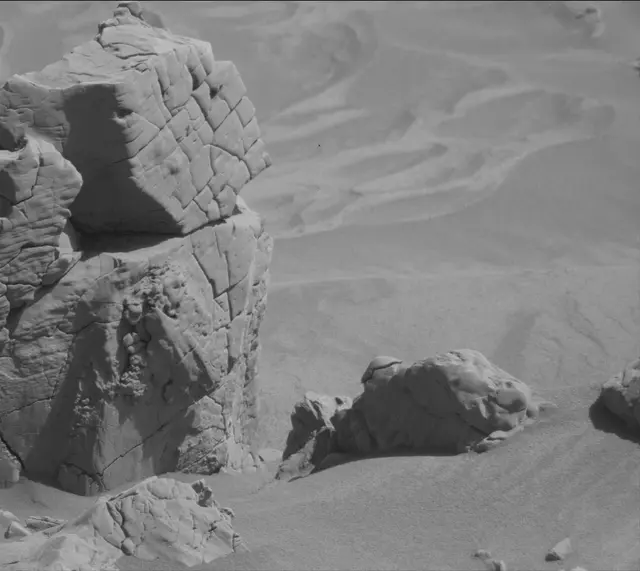 Sol 4481: Mast Camera (Mastcam)