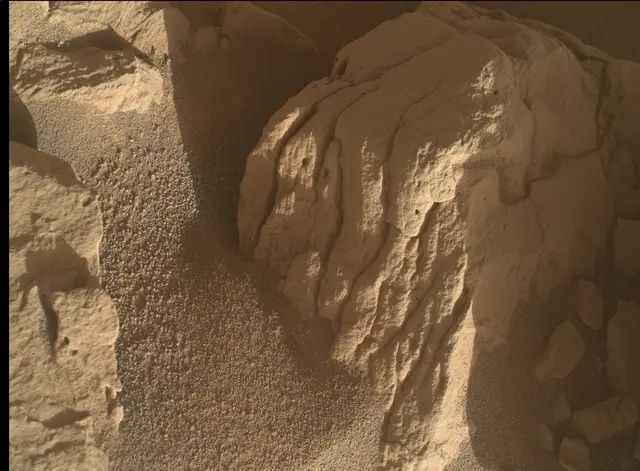 Sol 4481: Mars Hand Lens Imager (MAHLI)