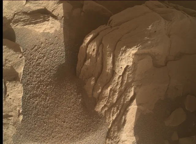 Sol 4481: Mars Hand Lens Imager (MAHLI)
