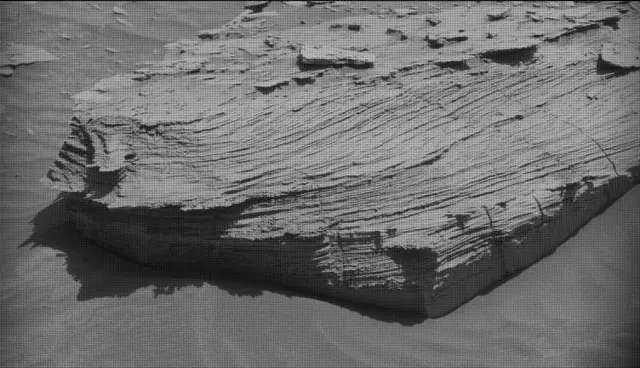 Sol 4483: Mast Camera (Mastcam)