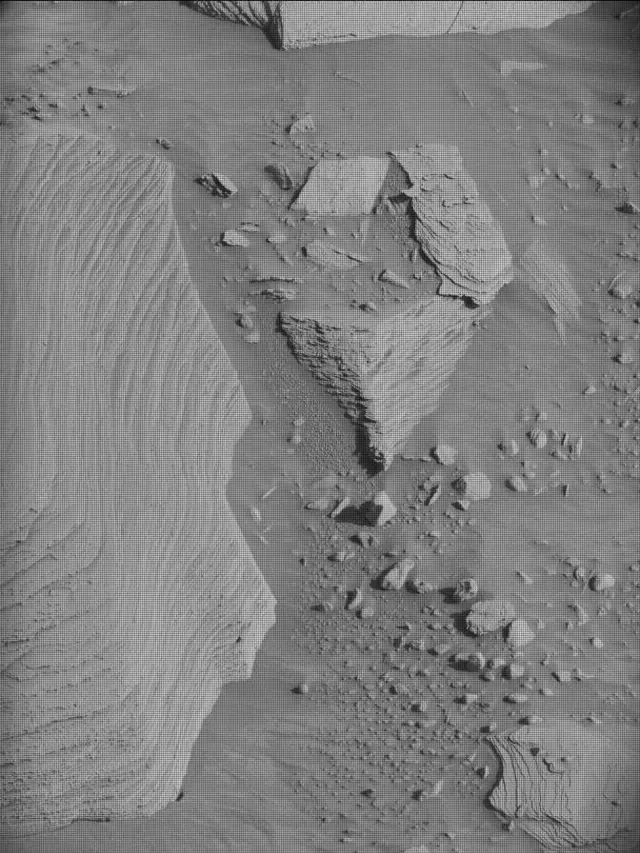 Sol 4484: Mast Camera (Mastcam)