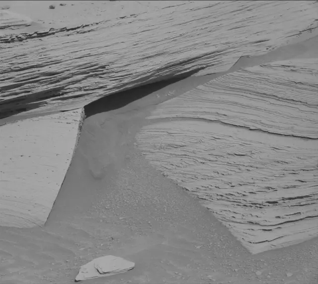 Sol 4484: Mast Camera (Mastcam)