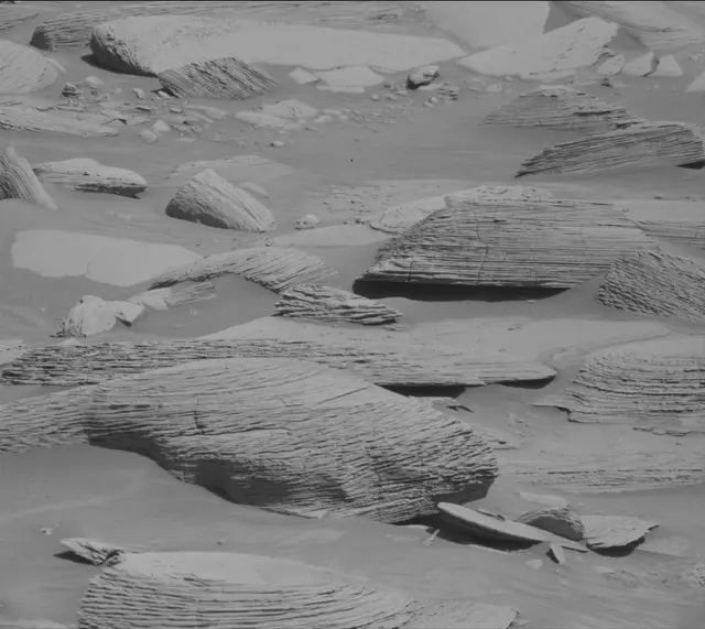 Sol 4484: Mast Camera (Mastcam)