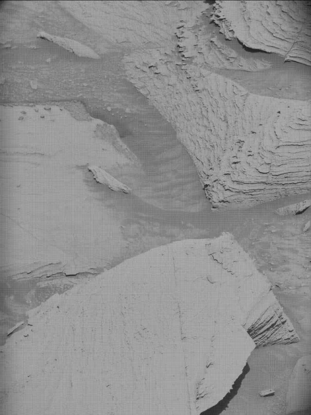 Sol 4486: Mast Camera (Mastcam)