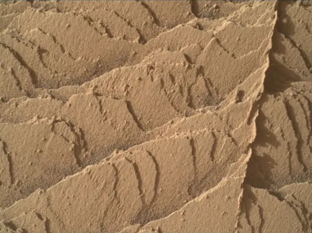 Sol 4486: Mars Hand Lens Imager (MAHLI)