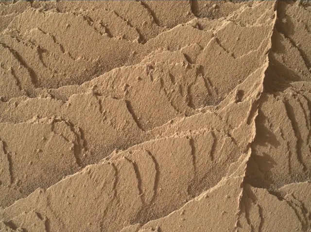 Sol 4486: Mars Hand Lens Imager (MAHLI)