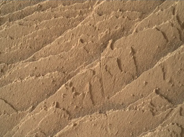 Sol 4486: Mars Hand Lens Imager (MAHLI)