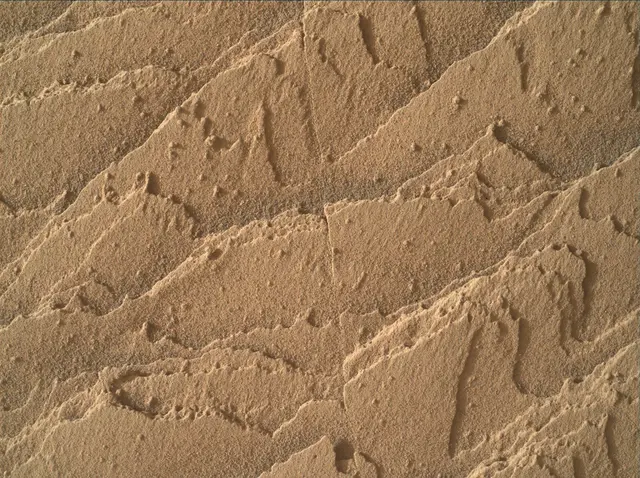 Sol 4487: Mars Hand Lens Imager (MAHLI)
