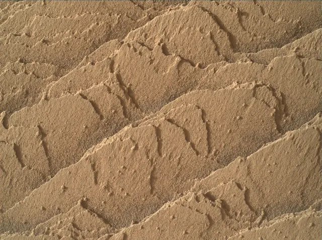 Sol 4487: Mars Hand Lens Imager (MAHLI)