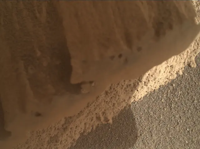 Sol 4488: Mars Hand Lens Imager (MAHLI)