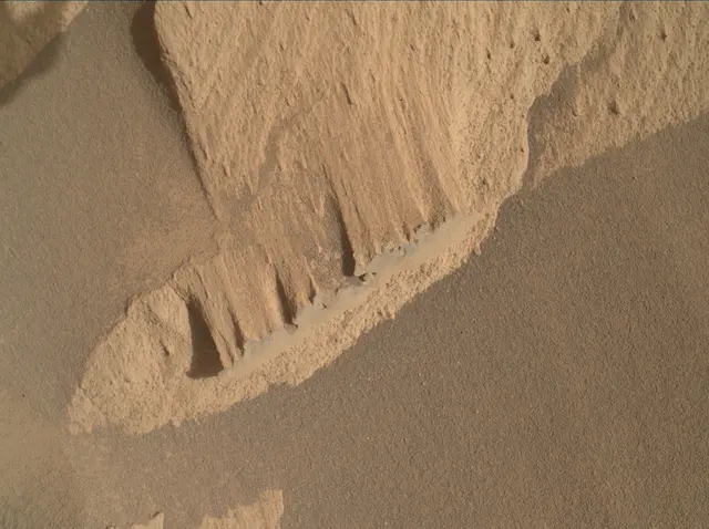 Sol 4488: Mars Hand Lens Imager (MAHLI)
