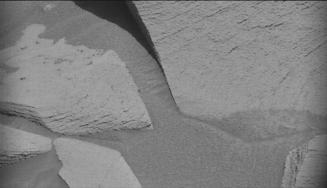 Sol 4489: Mast Camera (Mastcam)