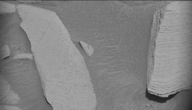 Sol 4489: Mast Camera (Mastcam)