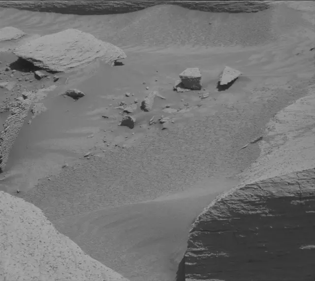 Sol 4489: Mast Camera (Mastcam)