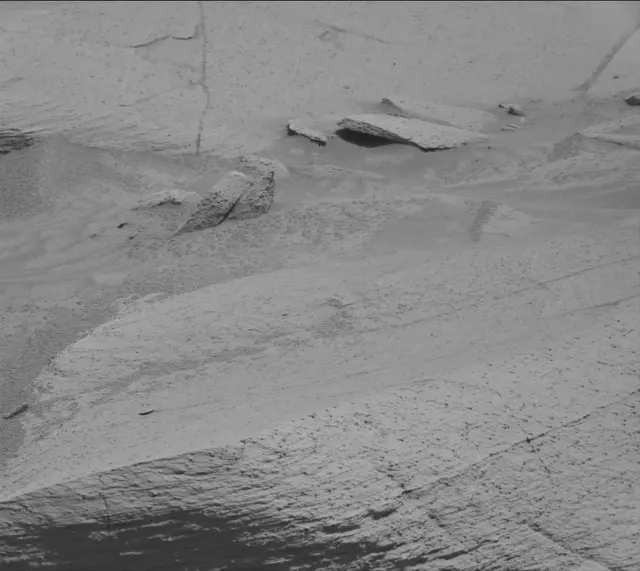 Sol 4489: Mast Camera (Mastcam)
