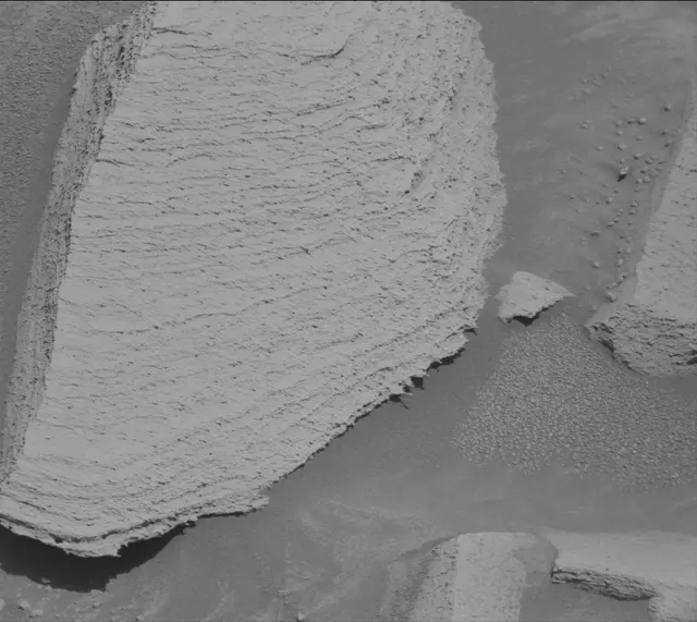 Sol 4489: Mast Camera (Mastcam)