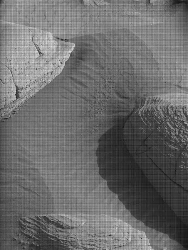 Sol 4493: Mast Camera (Mastcam)