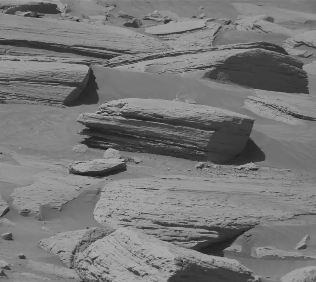 Sol 4493: Mast Camera (Mastcam)