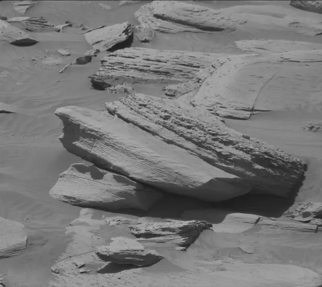 Sol 4493: Mast Camera (Mastcam)